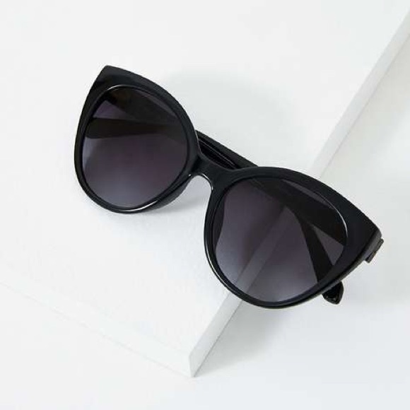 Kate Spade Samantha Black Cat Eye Sunglasses